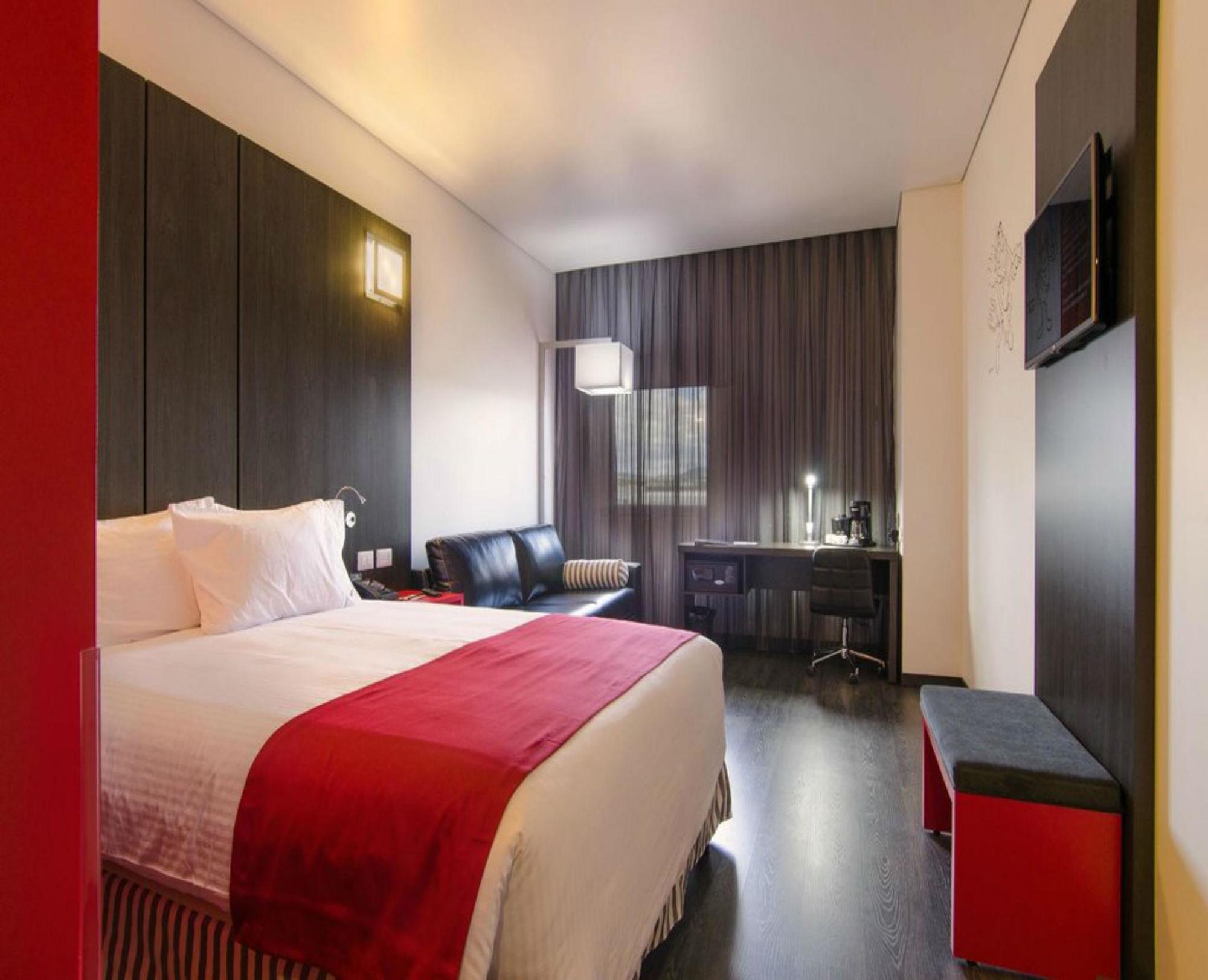 Ramada Encore By Wyndham Queretaro El Salitre Exterior foto